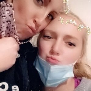 Meet your Posher, Kira